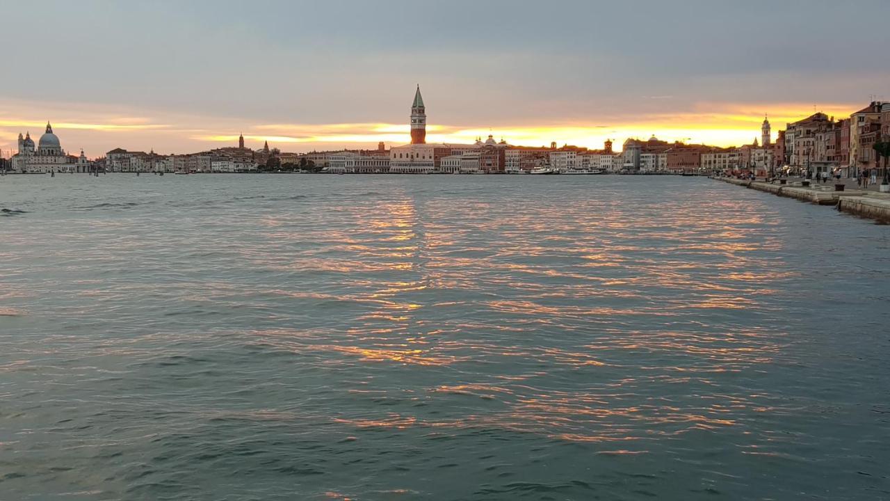 Veneziacentopercento Rooms Exteriér fotografie